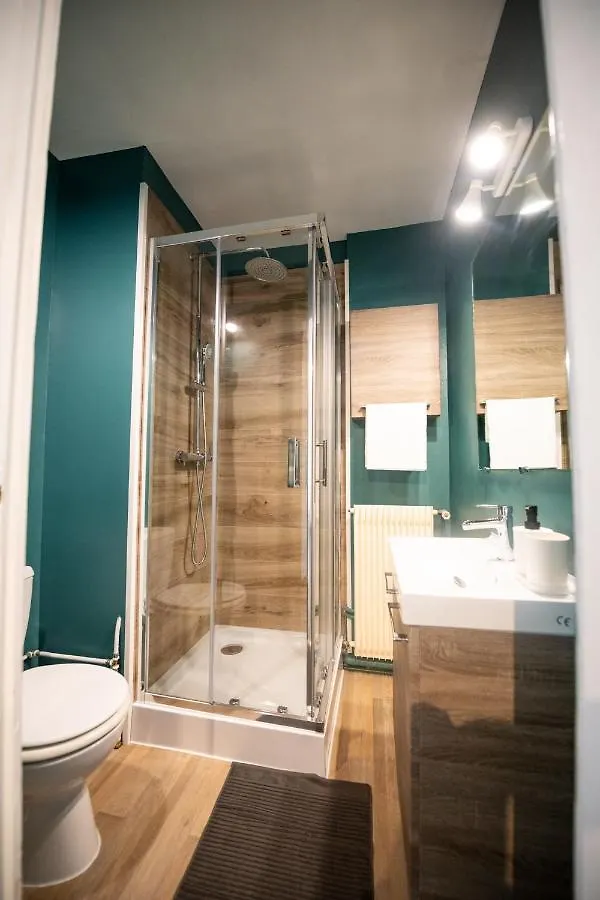 Robespierre - Tout Equipe & Calme - Tv Et Wifi Saint-Etienne  Apartment