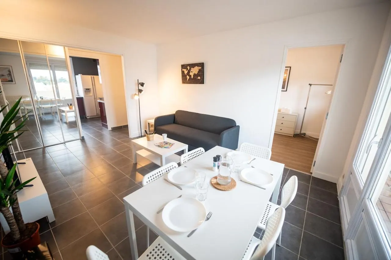 Robespierre - Tout Equipe & Calme - Tv Et Wifi Saint-Etienne  0*, Saint-Etienne (Loire)